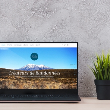  Traces_ Créateur de Randonnées_logo, business cards, information leaflet and website